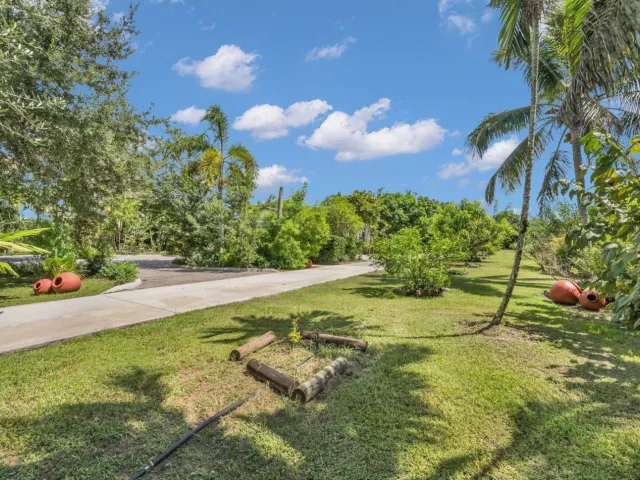 4-bedroom home for sale in Homestead - 20790 SW 398TH Street - MondialRealty