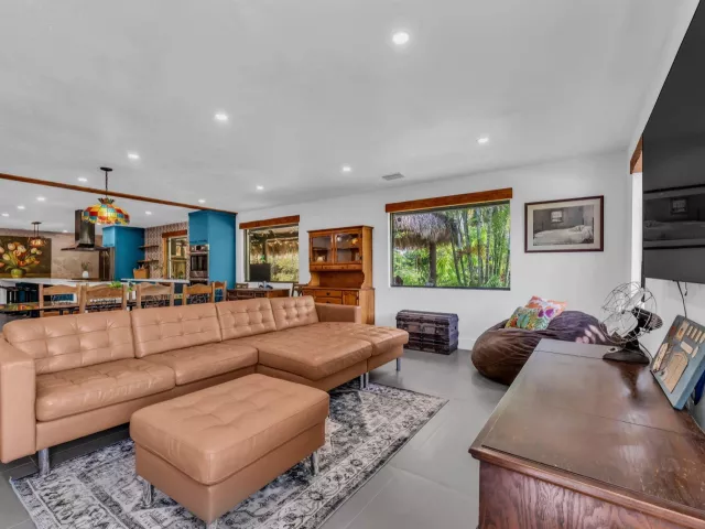 4-bedroom home for sale in Homestead - 20790 SW 398TH Street - MondialRealty