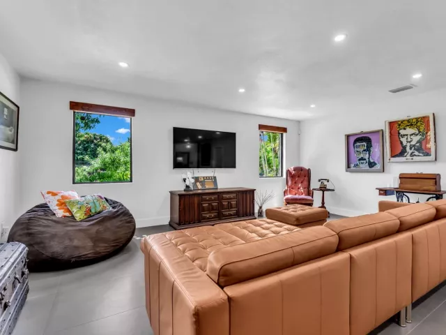 4-bedroom home for sale in Homestead - 20790 SW 398TH Street - MondialRealty