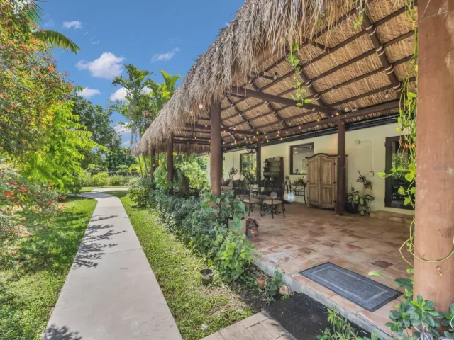 4-bedroom home for sale in Homestead - 20790 SW 398TH Street - MondialRealty