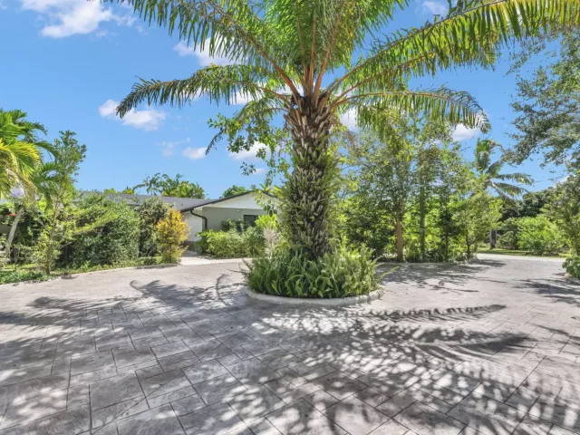 4-bedroom home for sale in Homestead - 20790 SW 398TH Street - MondialRealty