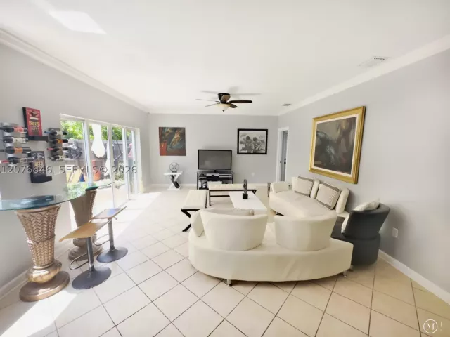 5-bedroom home for rent in Homestead - 2105 NE 38th Rd - MondialRealty