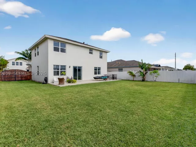 4-bedroom home for rent in Homestead - 27884 SW 133rd Path 27884 - MondialRealty