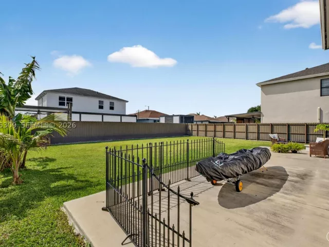4-bedroom home for rent in Homestead - 27884 SW 133rd Path 27884 - MondialRealty