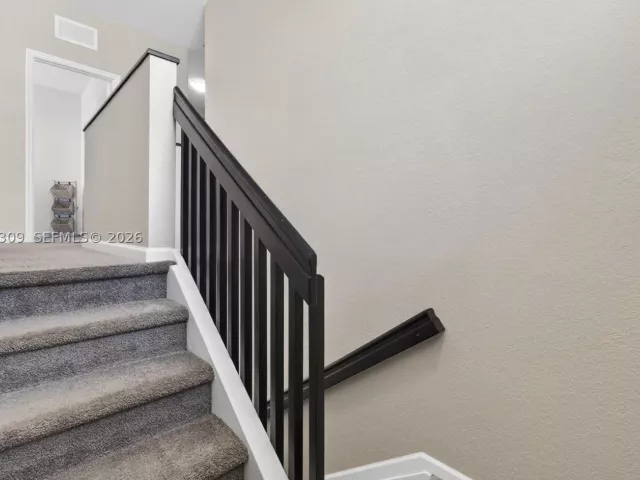 4-bedroom home for rent in Homestead - 27884 SW 133rd Path 27884 - MondialRealty