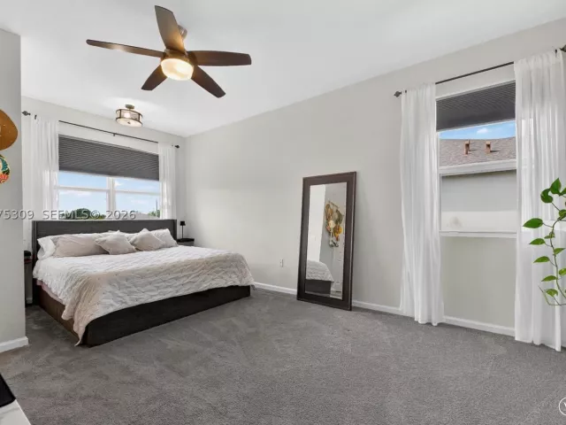 4-bedroom home for rent in Homestead - 27884 SW 133rd Path 27884 - MondialRealty