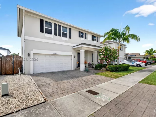 4-bedroom home for rent in Homestead - 27884 SW 133rd Path 27884 - MondialRealty