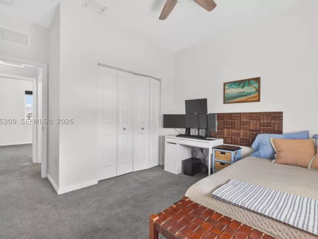 4-bedroom home for rent in Homestead - 27884 SW 133rd Path 27884 - MondialRealty