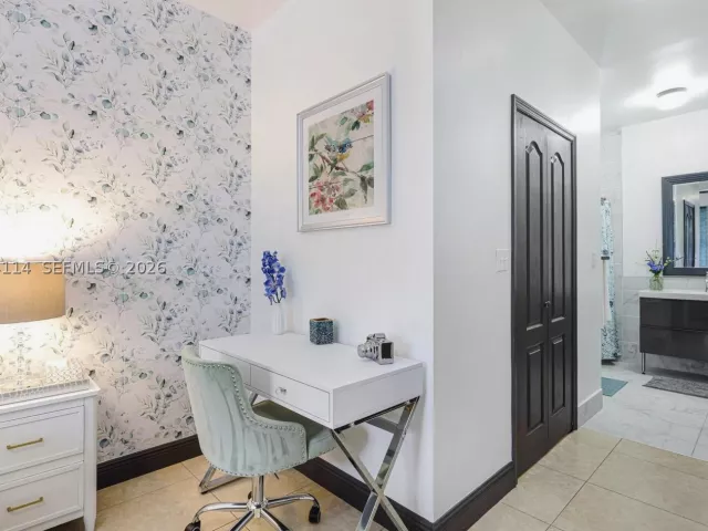 3-bedroom home for rent in Miami - 16082 SW 68th Ter 0 - MondialRealty