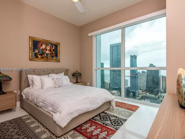 2-bedroom condo for rent in Miami - 1080 Brickell Ave 4201 - MondialRealty