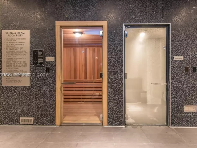 2-bedroom condo for rent in Miami - 1080 Brickell Ave 4201 - MondialRealty