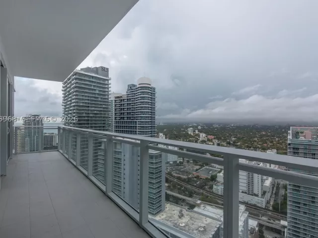 2-bedroom condo for rent in Miami - 1080 Brickell Ave 4201 - MondialRealty