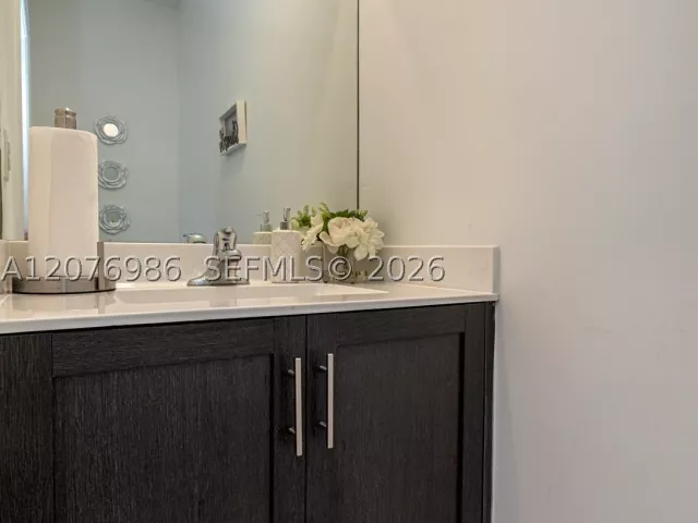 4-bedroom home for rent in Homestead - 139 NE 27th Ter - MondialRealty
