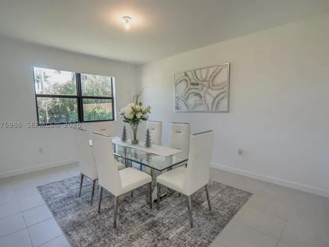 4-bedroom home for rent in Homestead - 139 NE 27th Ter - MondialRealty