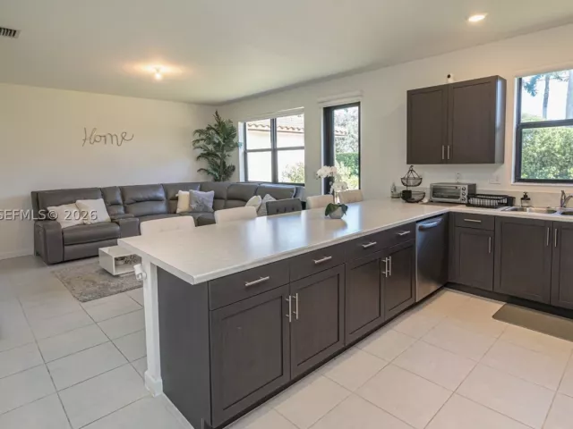 4-bedroom home for rent in Homestead - 139 NE 27th Ter - MondialRealty