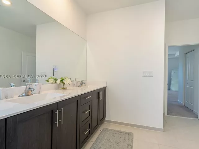 4-bedroom home for rent in Homestead - 139 NE 27th Ter - MondialRealty