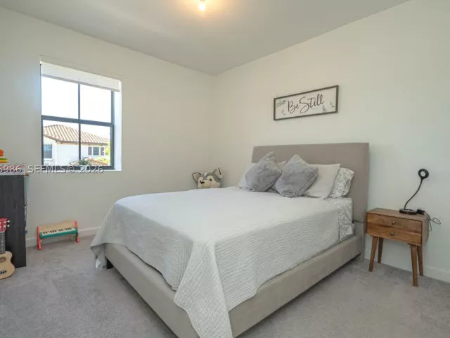 4-bedroom home for rent in Homestead - 139 NE 27th Ter - MondialRealty