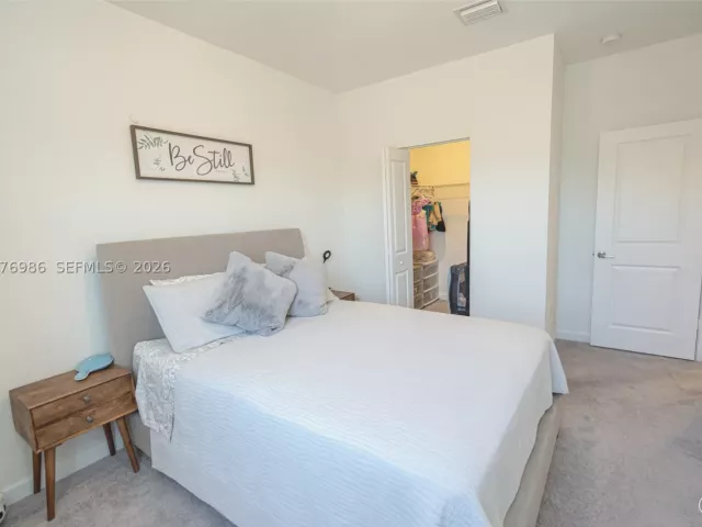 4-bedroom home for rent in Homestead - 139 NE 27th Ter - MondialRealty