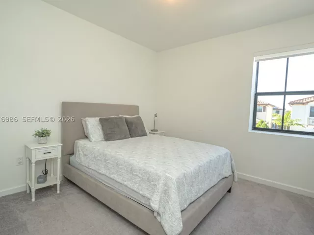 4-bedroom home for rent in Homestead - 139 NE 27th Ter - MondialRealty