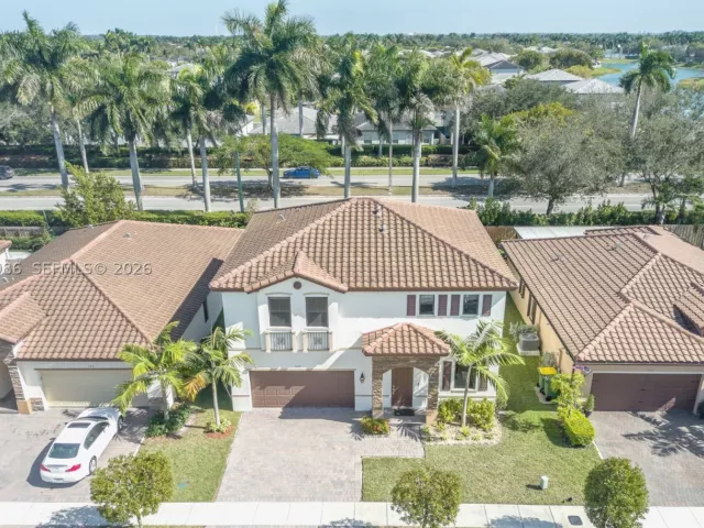 4-bedroom home for rent in Homestead - 139 NE 27th Ter - MondialRealty