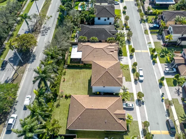 4-bedroom home for rent in Homestead - 139 NE 27th Ter - MondialRealty
