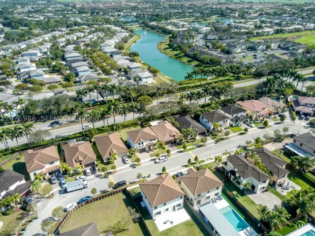 4-bedroom home for rent in Homestead - 139 NE 27th Ter - MondialRealty