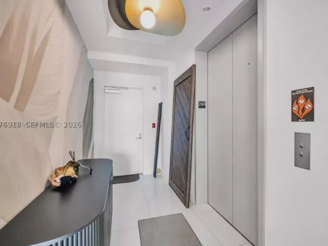 2-bedroom condo for rent in Miami - 851 NE 1st Ave 2408 - MondialRealty