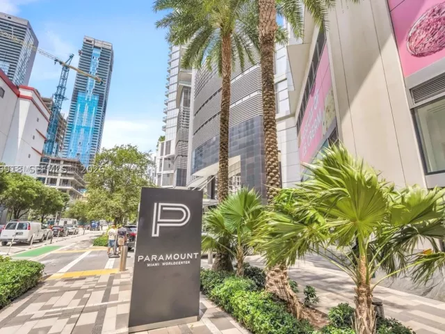 2-bedroom condo for rent in Miami - 851 NE 1st Ave 2408 - MondialRealty
