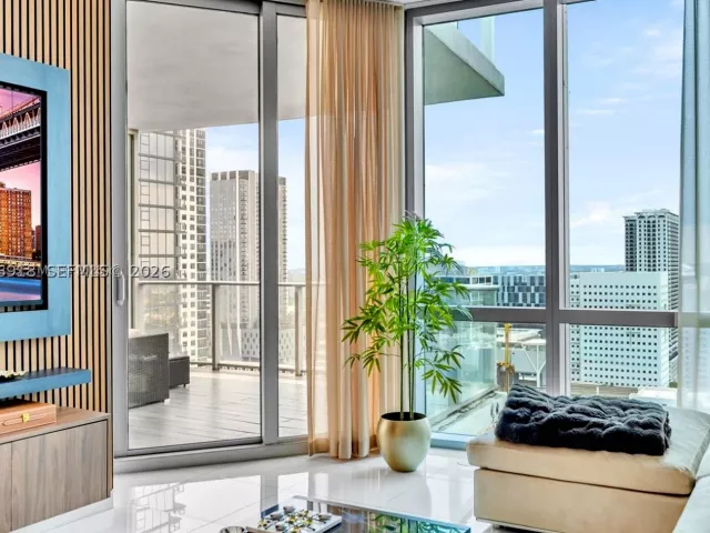 2-bedroom condo for rent in Miami - 851 NE 1st Ave 2408 - MondialRealty