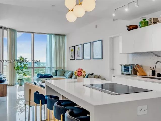 2-bedroom condo for rent in Miami - 851 NE 1st Ave 2408 - MondialRealty