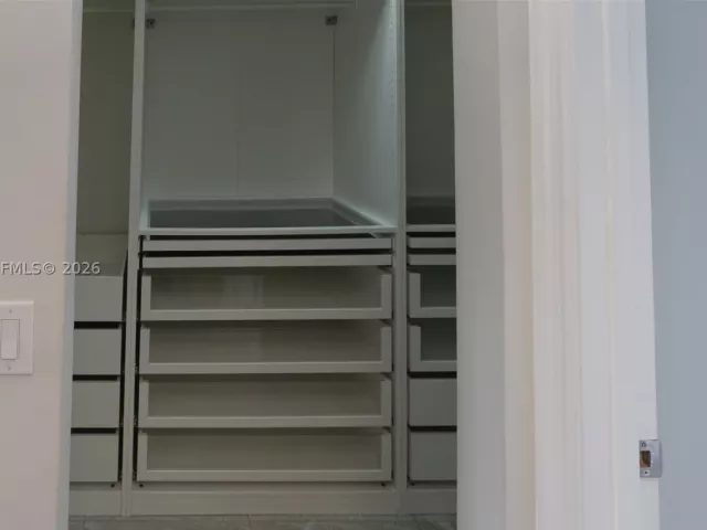 4-bedroom home for sale in Miami - 7301 SW 159th Ave - MondialRealty