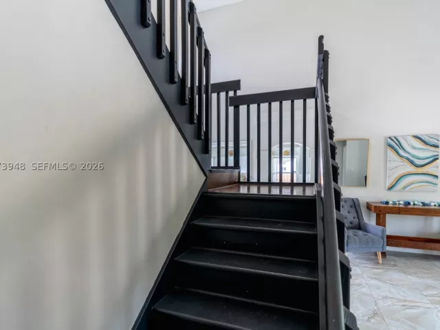 4-bedroom home for sale in Miami - 7301 SW 159th Ave - MondialRealty