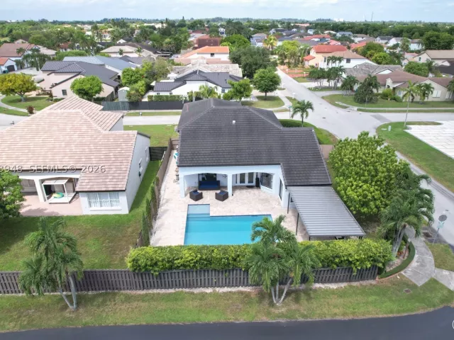 4-bedroom home for sale in Miami - 7301 SW 159th Ave - MondialRealty