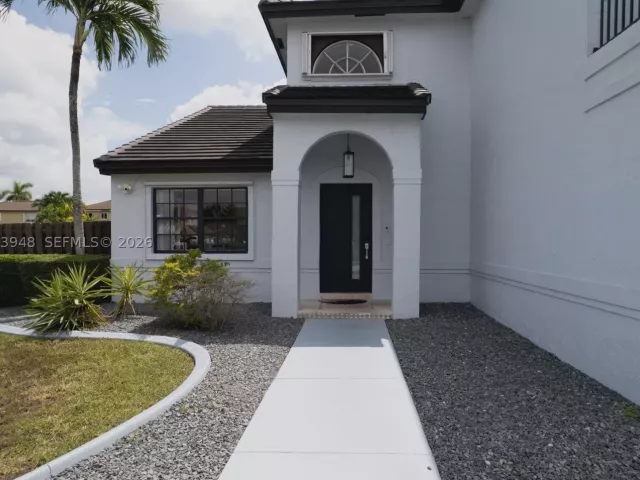 4-bedroom home for sale in Miami - 7301 SW 159th Ave - MondialRealty