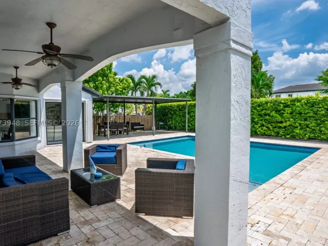 4-bedroom home for sale in Miami - 7301 SW 159th Ave - MondialRealty