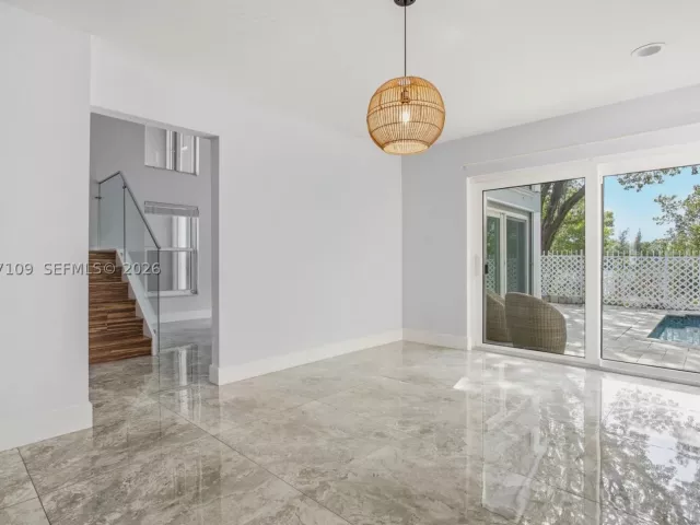 3-bedroom home for rent in Hollywood - 1880 Sweetbay Way - MondialRealty