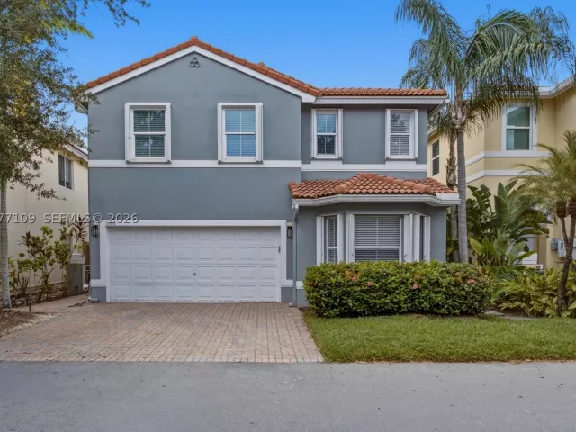 3-bedroom home for rent in Hollywood - 1880 Sweetbay Way - MondialRealty
