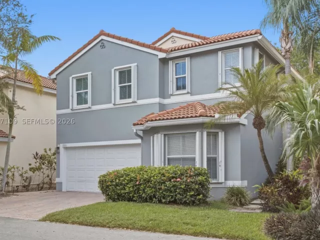 3-bedroom home for rent in Hollywood - 1880 Sweetbay Way - MondialRealty
