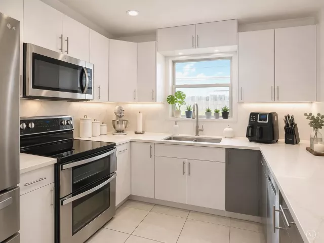 3-bedroom home for sale in West Palm Beach - 821 Hampton Road - MondialRealty