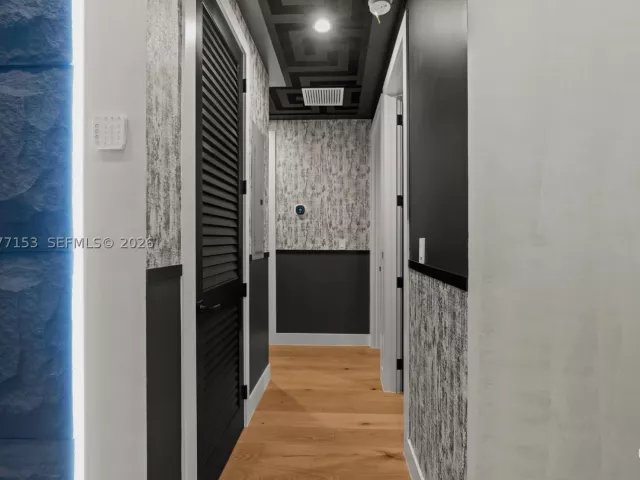 5-bedroom home for rent in Miami - 400 NW 49th St 0 - MondialRealty