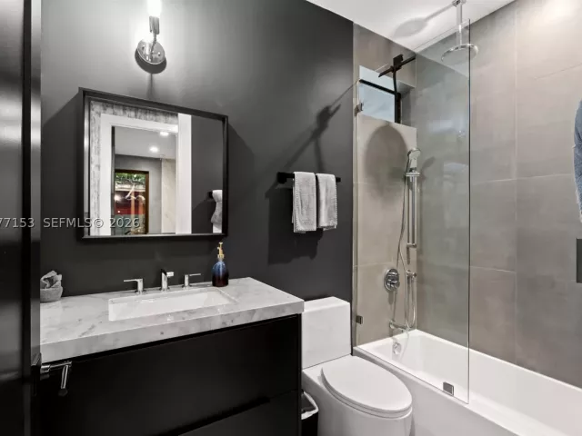 5-bedroom home for rent in Miami - 400 NW 49th St 0 - MondialRealty