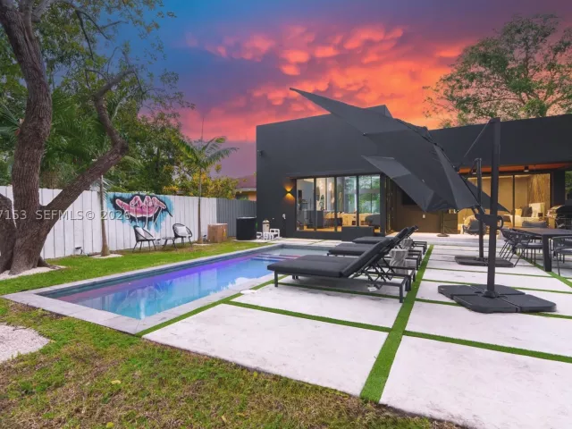 5-bedroom home for rent in Miami - 400 NW 49th St 0 - MondialRealty