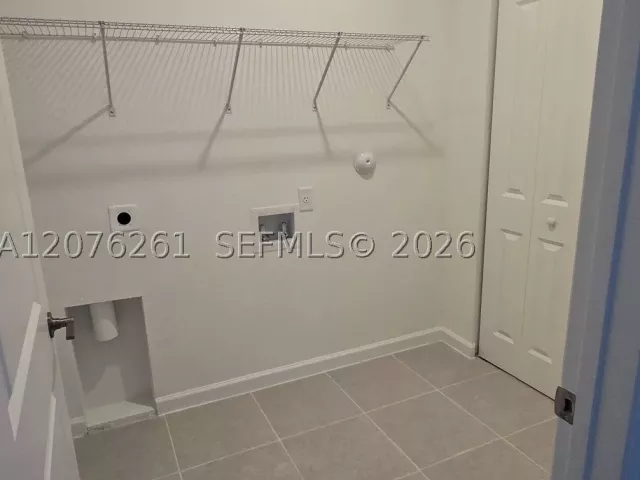 5-bedroom home for sale in Homestead - 2475 SE 29th Dr - MondialRealty