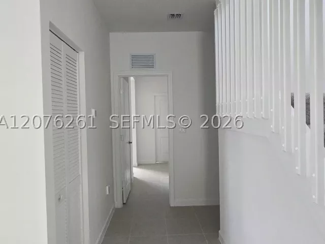 5-bedroom home for sale in Homestead - 2475 SE 29th Dr - MondialRealty