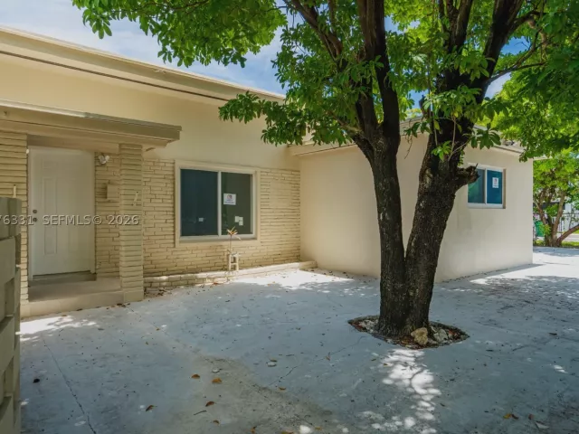 7-bedroom home for rent in Miami - 1701 NW 19th Ave 1701 - MondialRealty