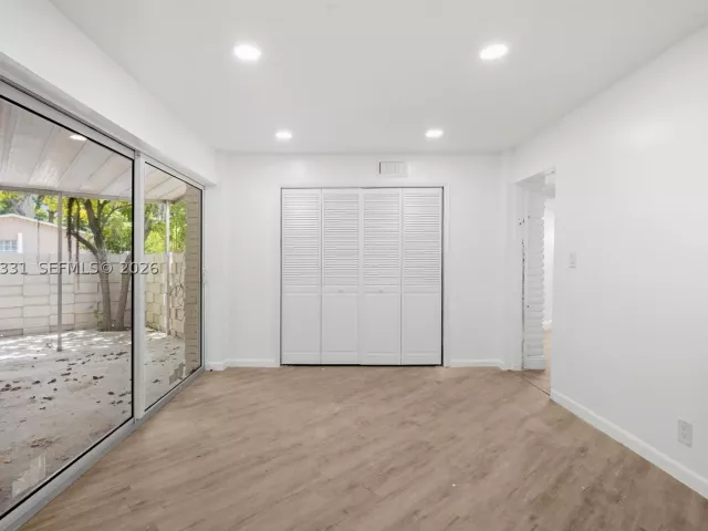 7-bedroom home for rent in Miami - 1701 NW 19th Ave 1701 - MondialRealty