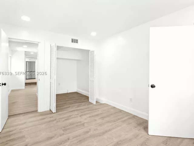 7-bedroom home for rent in Miami - 1701 NW 19th Ave 1701 - MondialRealty