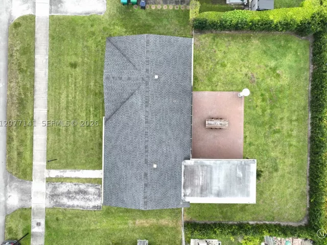 3-bedroom home for rent in Miami - 5210 SW 128th Ct - MondialRealty