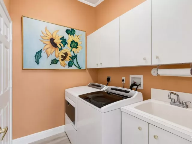 3-bedroom home for sale in Delray Beach - 7280 Demedici Circle - MondialRealty