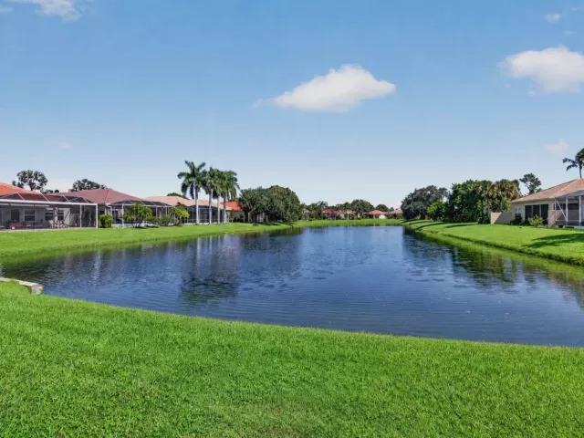3-bedroom home for sale in Delray Beach - 7280 Demedici Circle - MondialRealty